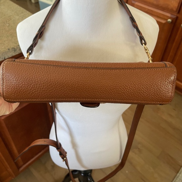 Coach D2092-1936 Brown Floral Appliqué Pebbled Leather Crossbody / Shoulder Bag - Picture 4 of 7